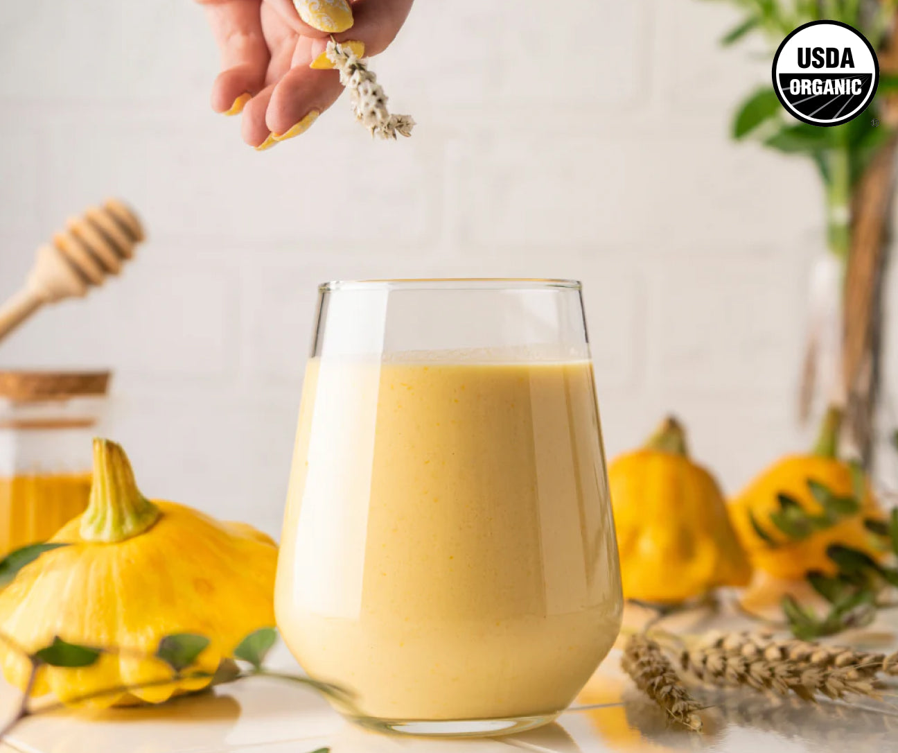 turmeric-latte-starter-kit-x9 1._Turmeric_6e512dba-33d3-4867-a890-51e27d14ee92.jpg